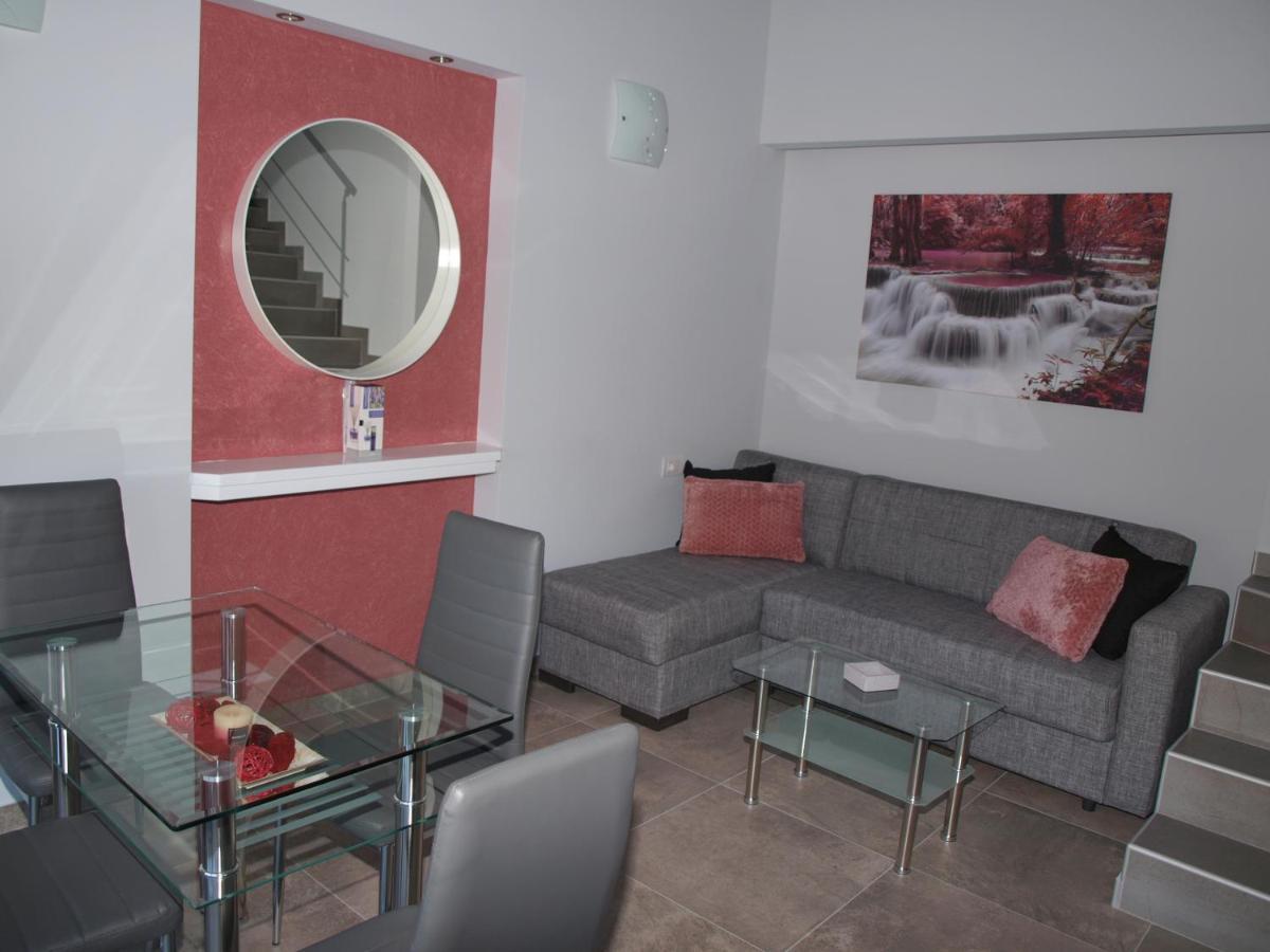 Attic Apartments อาเยียอันนา ภายนอก รูปภาพ